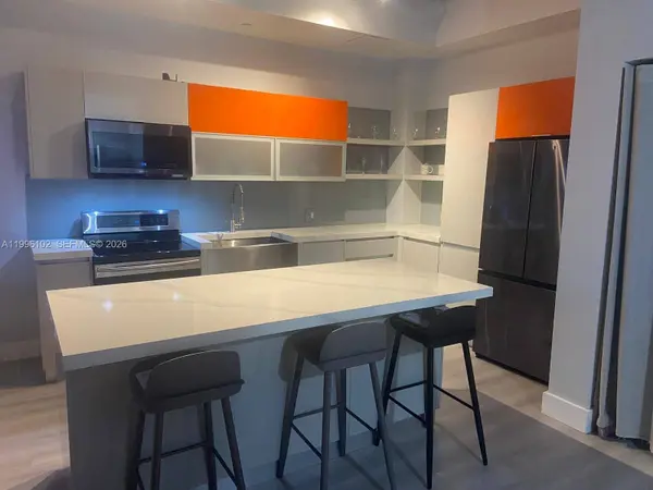 10 SW South River Dr #1608, Miami, FL 33130
