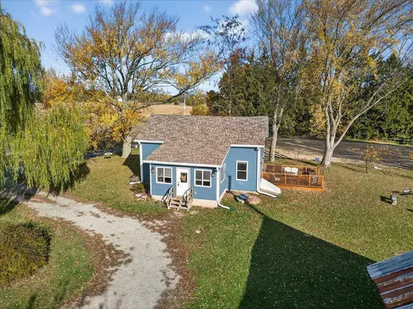 N4470 S Schopen Road, Jefferson, WI 53549