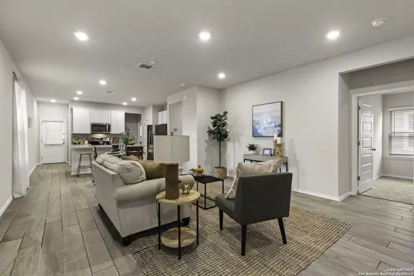 7739 Chatham, San Antonio, TX 78218