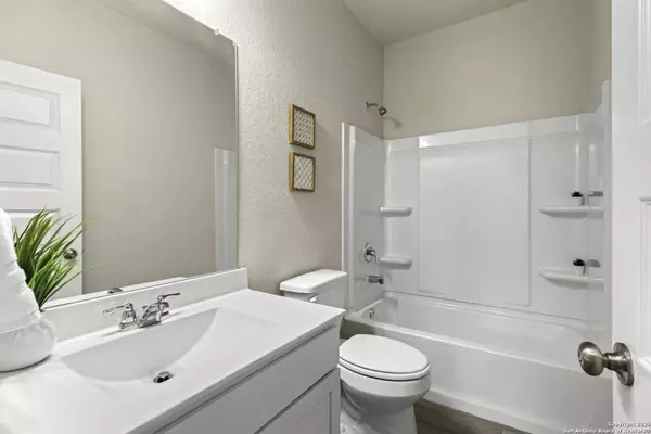 7739 Chatham, San Antonio, TX 78218