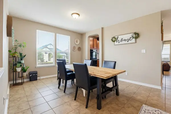 302 Shadow Terrace, Universal City, TX 78148