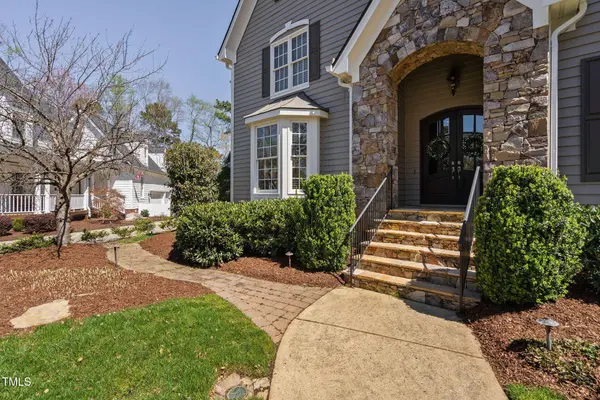 102 Kamprath Place, Cary, NC 27519