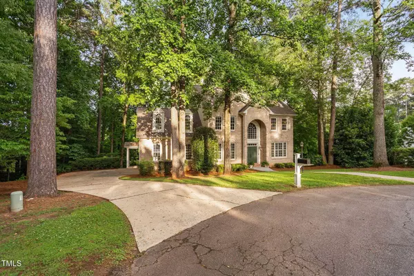 7808 Umstead Forest Drive, Raleigh, NC 27612