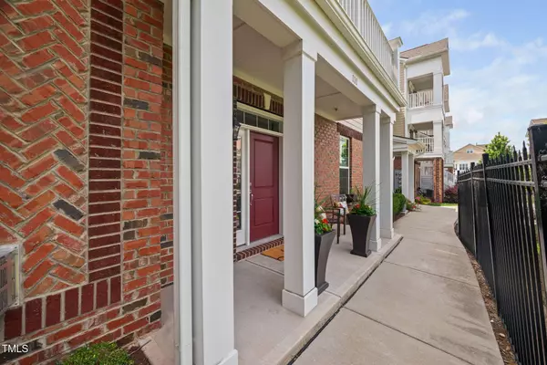 10310 Sablewood Drive #111, Raleigh, NC 27617