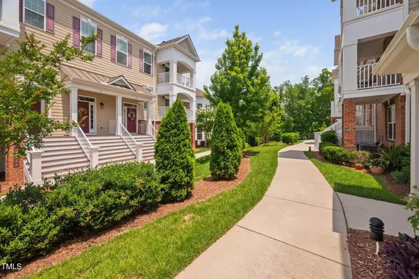 10310 Sablewood Drive #111, Raleigh, NC 27617