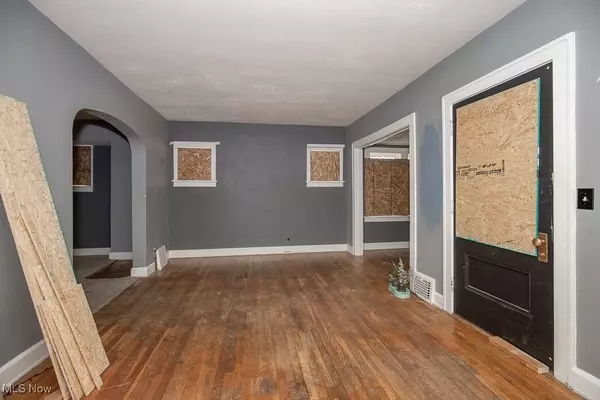 3614 Behrwald AVE, Cleveland, OH 44109