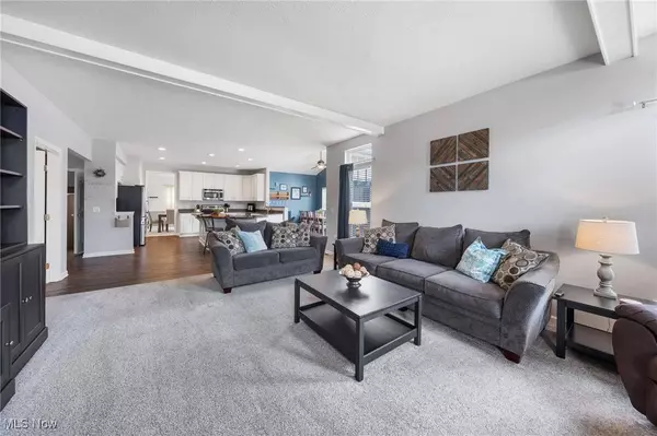 31500 Winners CIR, Avon Lake, OH 44012