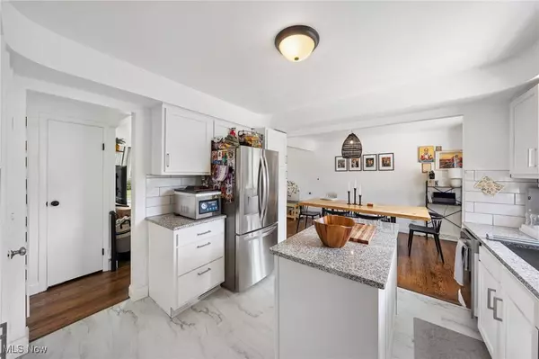 5419 Loyola DR, Parma, OH 44129