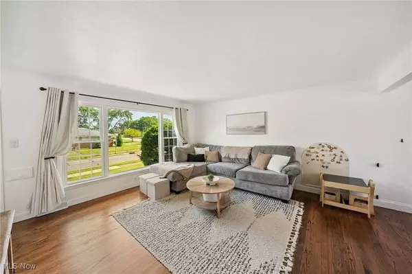 5419 Loyola DR, Parma, OH 44129