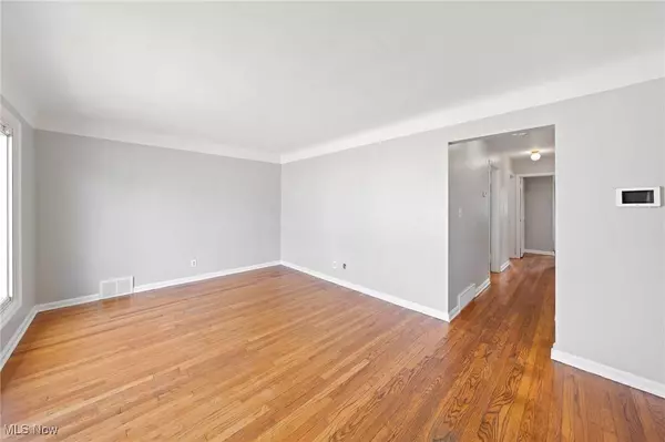 5603 Allanwood DR, Parma, OH 44129