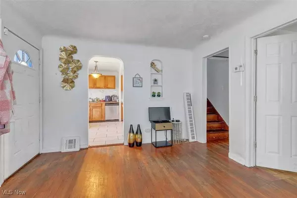 4427 E 139th ST, Garfield Heights, OH 44105