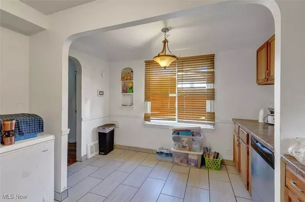 4427 E 139th ST, Garfield Heights, OH 44105