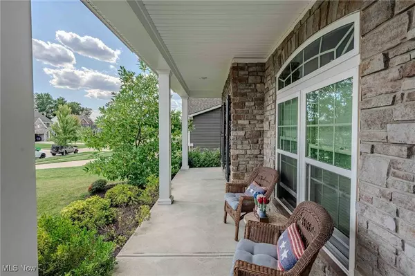 3793 Crimson Harvest LN, Medina, OH 44256