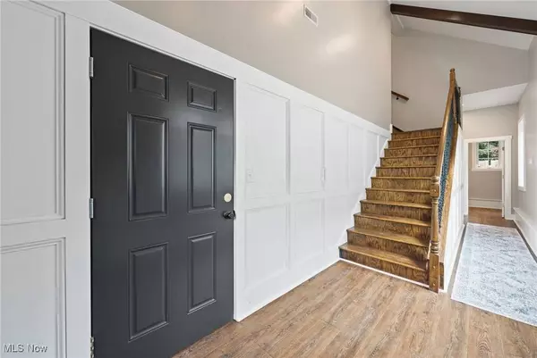 2160 W 40th ST, Cleveland, OH 44113