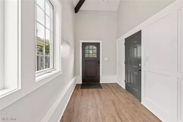 2160 W 40th ST, Cleveland, OH 44113