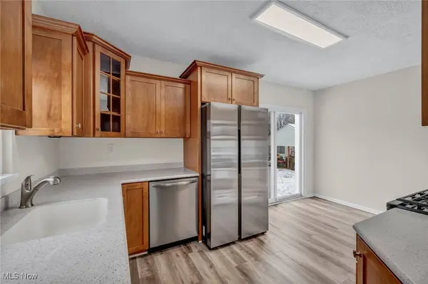 37745 French Creek RD, Avon, OH 44011