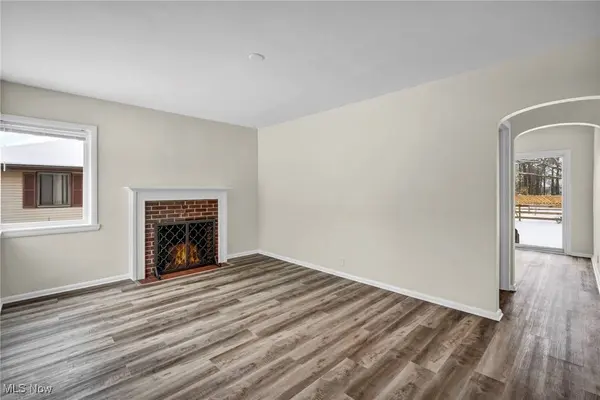 37745 French Creek RD, Avon, OH 44011