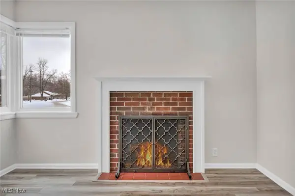 37745 French Creek RD, Avon, OH 44011