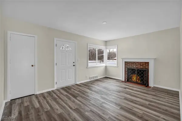 37745 French Creek RD, Avon, OH 44011