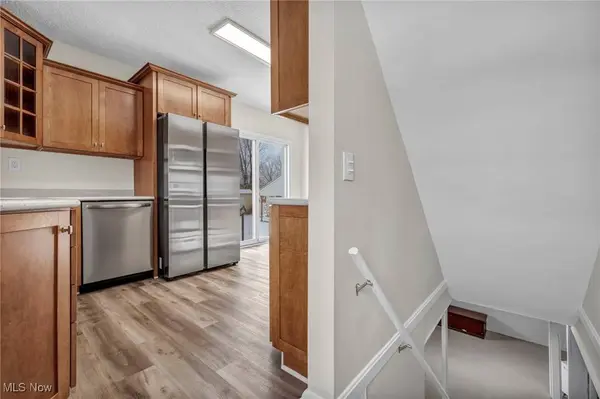 37745 French Creek RD, Avon, OH 44011