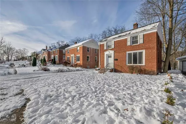 5194 Homewood AVE, Maple Heights, OH 44137