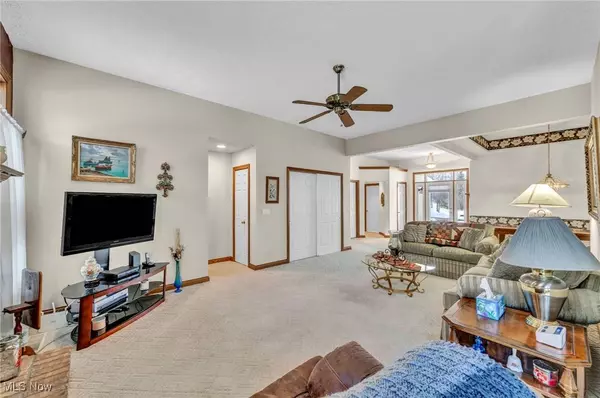 1485 Golden LN, Broadview Heights, OH 44147