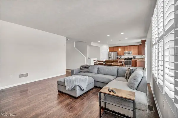 5005 Little Brook DR, Peninsula, OH 44264