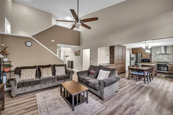 14825 Thornton DR, North Royalton, OH 44133