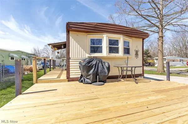 1166 Lafayette RD #G1, Medina, OH 44256