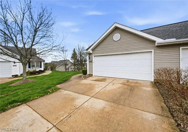 1960 Deerhaven LN, Broadview Heights, OH 44147