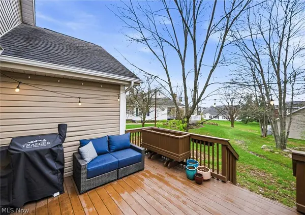 1960 Deerhaven LN, Broadview Heights, OH 44147