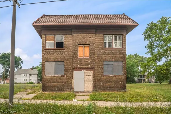 13515 Saint Clair AVE, Cleveland, OH 44110