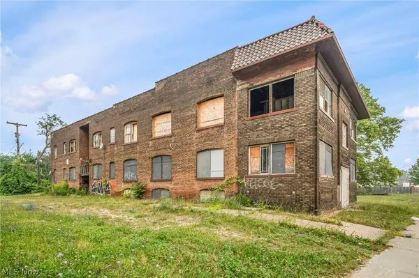 13515 Saint Clair AVE, Cleveland, OH 44110