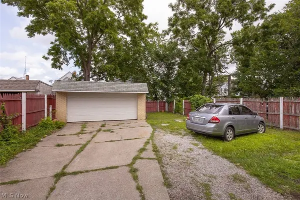 3318 Montclair AVE, Cleveland, OH 44109