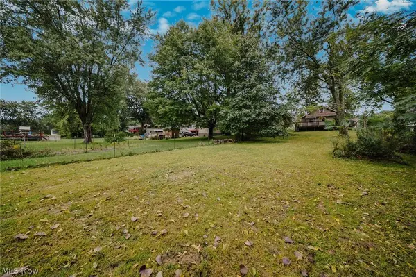 2821 Nesmith Lake BLVD, Akron, OH 44314
