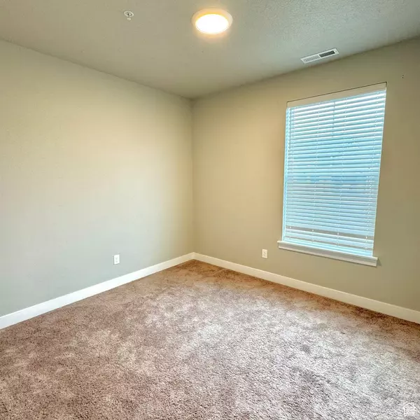 884 N VAN DYNE DR #E304, Saratoga Springs, UT 84045