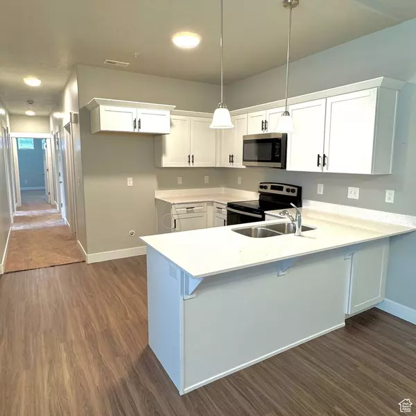 884 N VAN DYNE DR #E304, Saratoga Springs, UT 84045