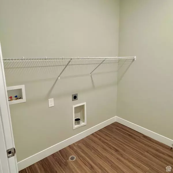 884 N VAN DYNE DR #E304, Saratoga Springs, UT 84045