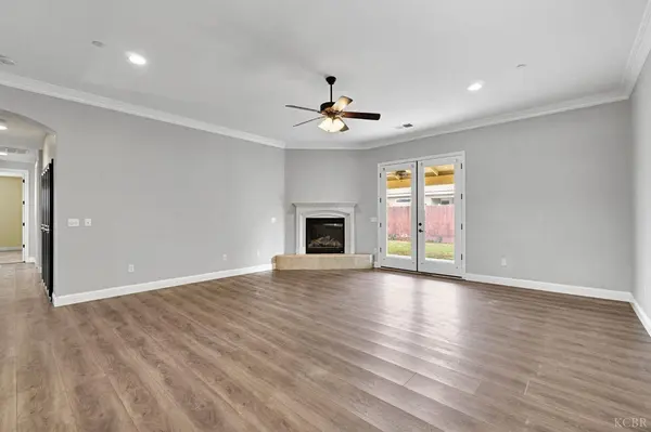 798 S Michelle Avenue, Kerman, CA 93630
