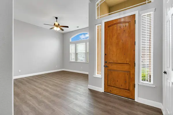 798 S Michelle Avenue, Kerman, CA 93630