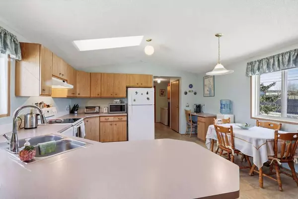 900 Ross ST #1, Crossfield, AB T0M 0S0