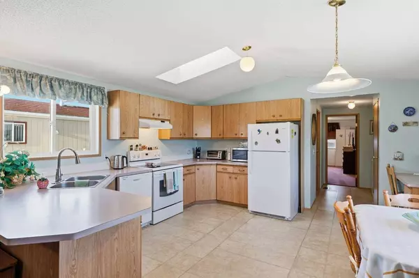 900 Ross ST #1, Crossfield, AB T0M 0S0