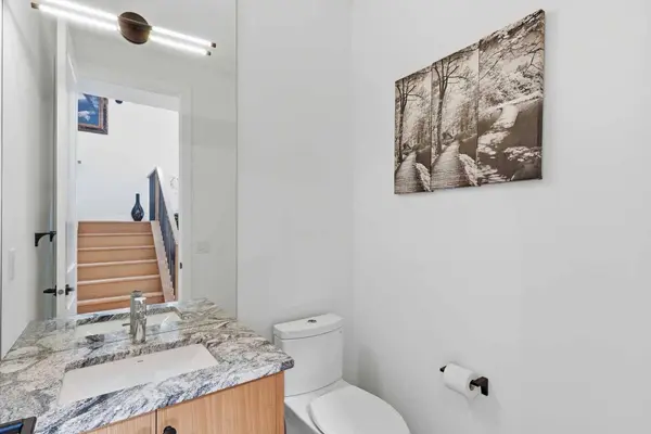 44 Ranchers WAY, Okotoks, AB T1S 4C8