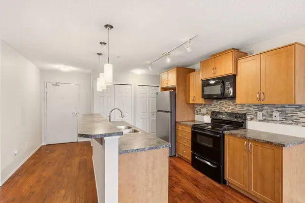 700 Willowbrook RD NW #2323, Airdrie, AB T4B 0L5