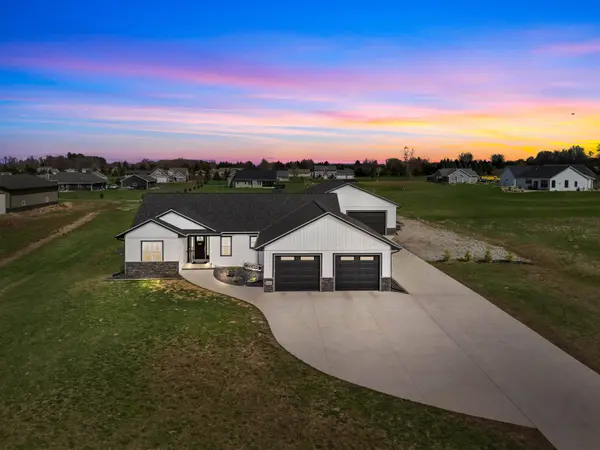 N4958 HAWK RIDGE DR, Shiocton, WI 54170