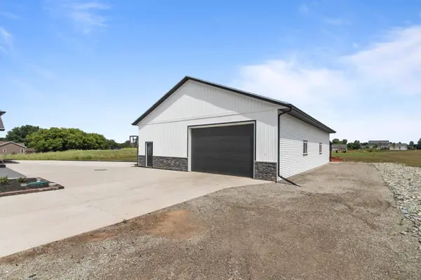 N4958 HAWK RIDGE DR, Shiocton, WI 54170