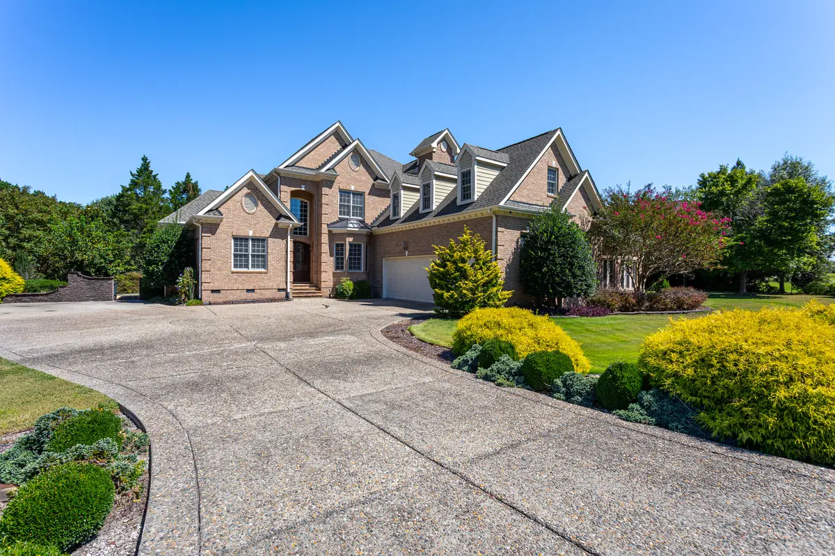 7001 Barham Hollow Dr, Wake Forest, NC 27587-8432