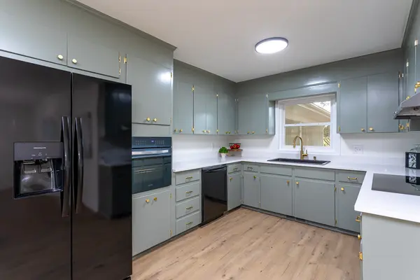 194 Furney Pearce Rd, Zebulon, NC 27597-6209