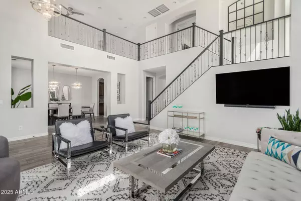 1402 E ZION Way, Chandler, AZ 85249