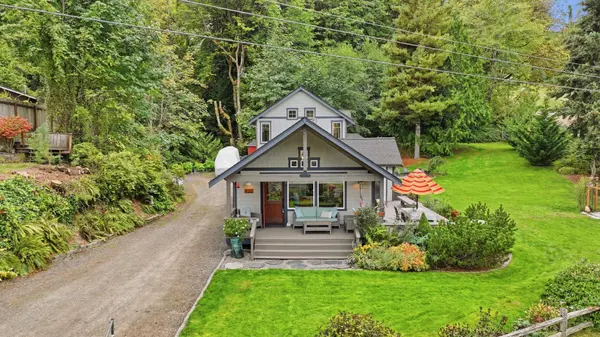  Gig Harbor Waterfront Home for Sale | Private Dock + 2.5 Acres on Glen Cove